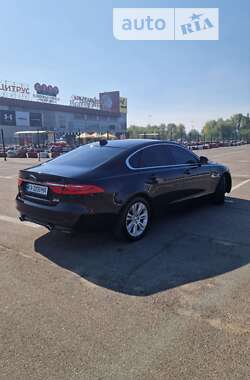 Седан Jaguar XF 2016 в Києві