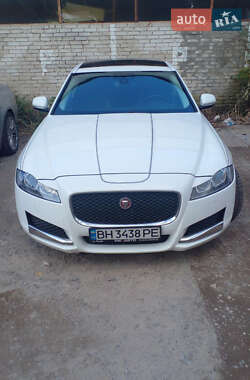 Jaguar XF 2016