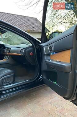 Седан Jaguar XF 2010 в 