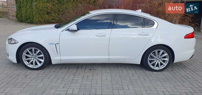 Седан Jaguar XF 2013 в Запорожье