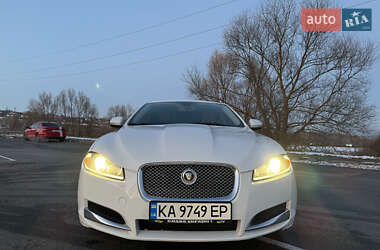 Седан Jaguar XF 2013 в Ирпене