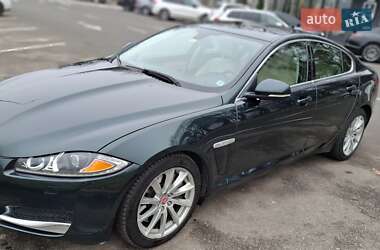 Седан Jaguar XF 2014 в Виннице