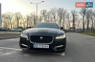 Универсал Jaguar XF 2019 в 
