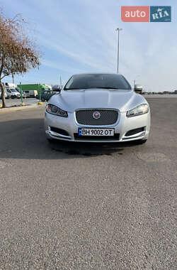 Седан Jaguar XF 2014 в Одесі