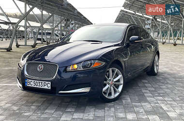 Седан Jaguar XF 2014 в Львові