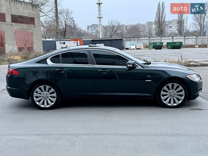 Седан Jaguar XF 2009 в Одессе