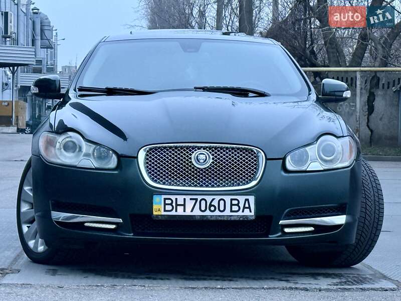Седан Jaguar XF 2009 в Одессе