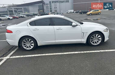 Седан Jaguar XF 2012 в Києві