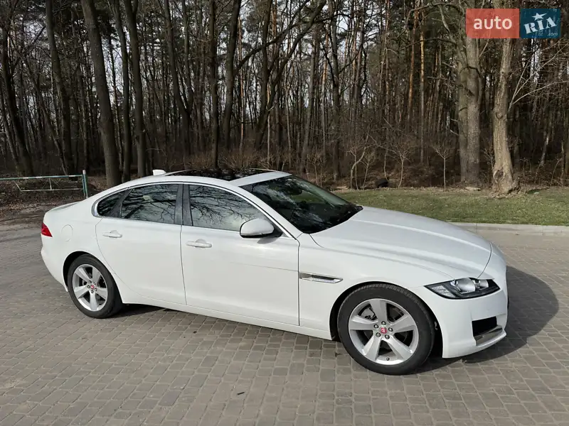 Jaguar XF 2016