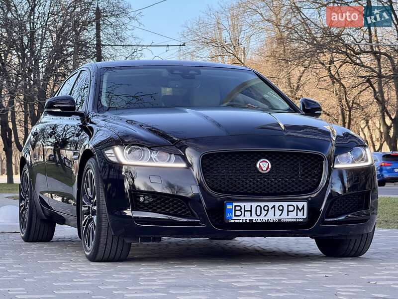 Седан Jaguar XF 2019 в Одессе