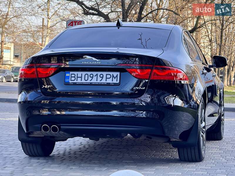 Седан Jaguar XF 2019 в Одессе