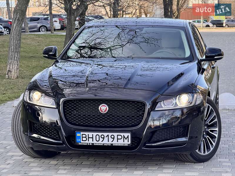 Седан Jaguar XF 2019 в Одессе