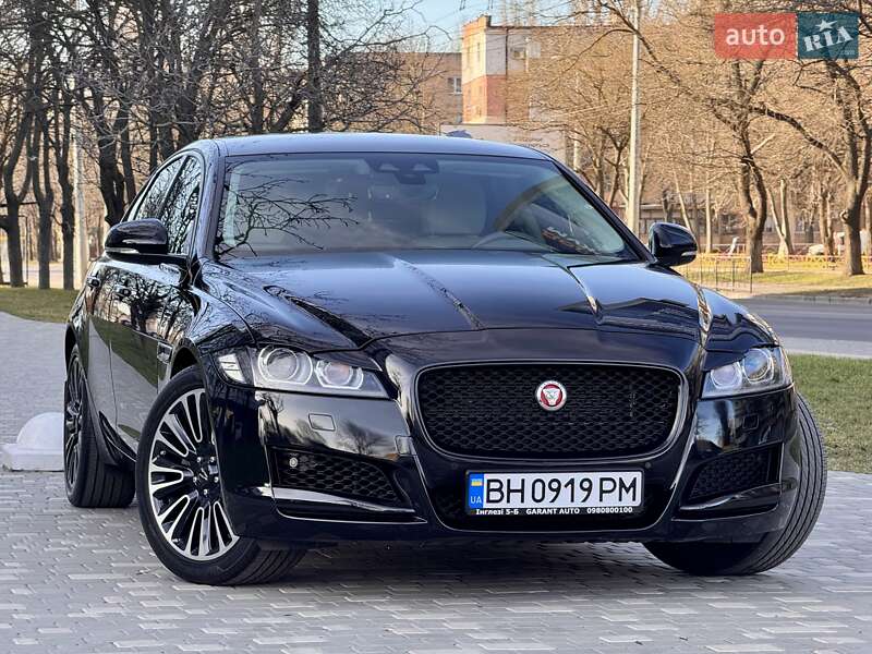 Седан Jaguar XF 2019 в Одессе
