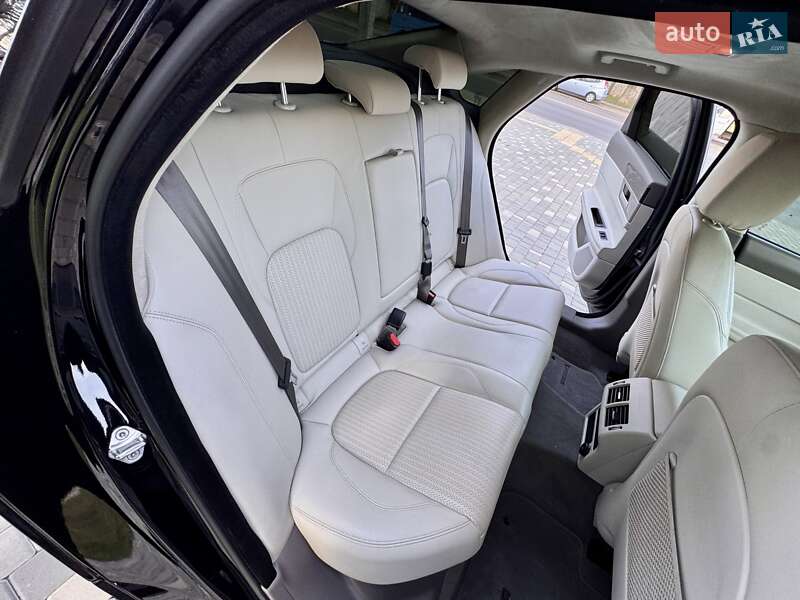 Седан Jaguar XF 2019 в Одессе