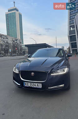 Седан Jaguar XF 2017 в Києві