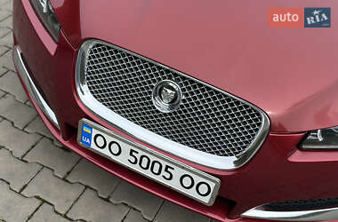 Седан Jaguar XF 2012 в 
