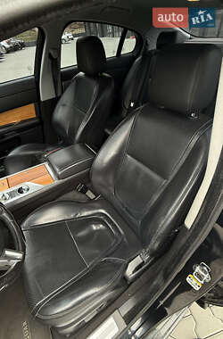 Седан Jaguar XF 2014 в 