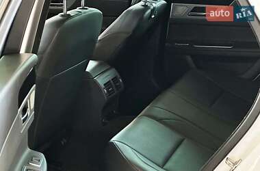 Седан Jaguar XF 2016 в 