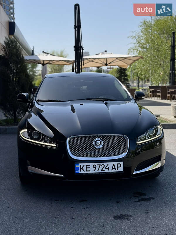 Седан Jaguar XF 2012 в Днепре
