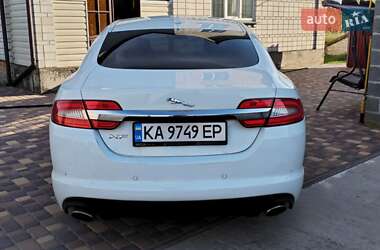 Седан Jaguar XF 2013 в 