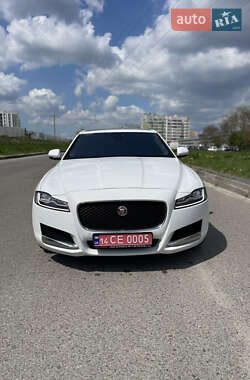 Седан Jaguar XF 2018 в Львове