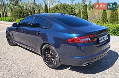 Седан Jaguar XF 2013 в 