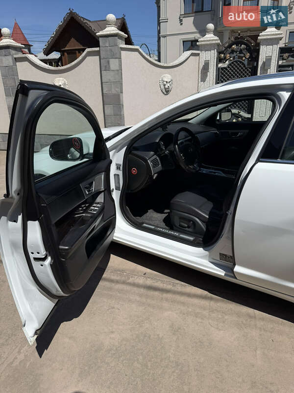 Универсал Jaguar XF 2014 в Черновцах фото 8 Универсал Jaguar XF 2014 в Черновцах