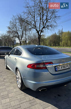 Седан Jaguar XF 2008 в 