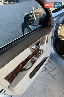 Седан Jaguar XF 2008 в 