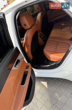 Седан Jaguar XF 2016 в 