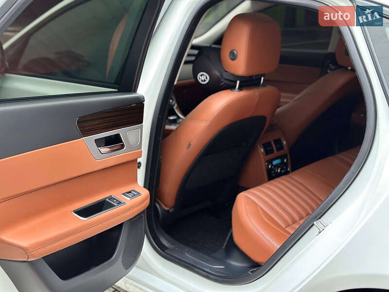 Седан Jaguar XF 2016 в Києві