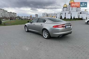 Седан Jaguar XF 2013 в 