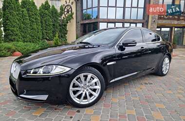 Седан Jaguar XF 2012 в Тернополі