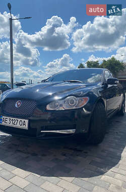 Седан Jaguar XF 2008 в 