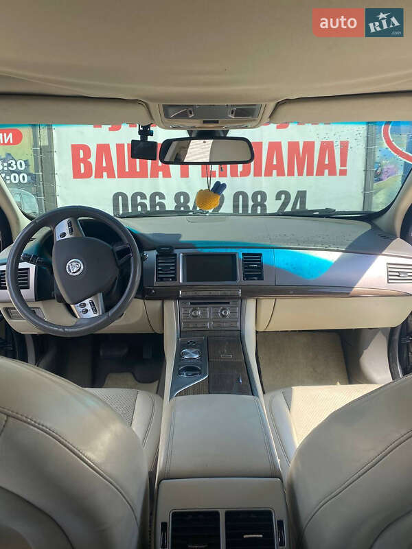 Седан Jaguar XF 2008 в Києві фото 9 Седан Jaguar XF 2008 в Києві