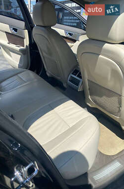 Седан Jaguar XF 2008 в 