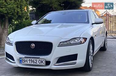 Седан Jaguar XF 2018 в Луцке