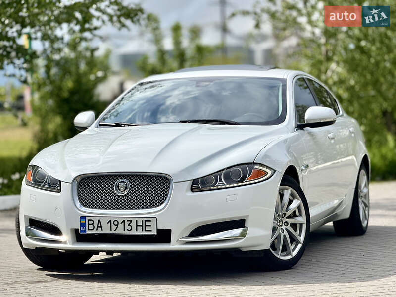 Jaguar XF 2013