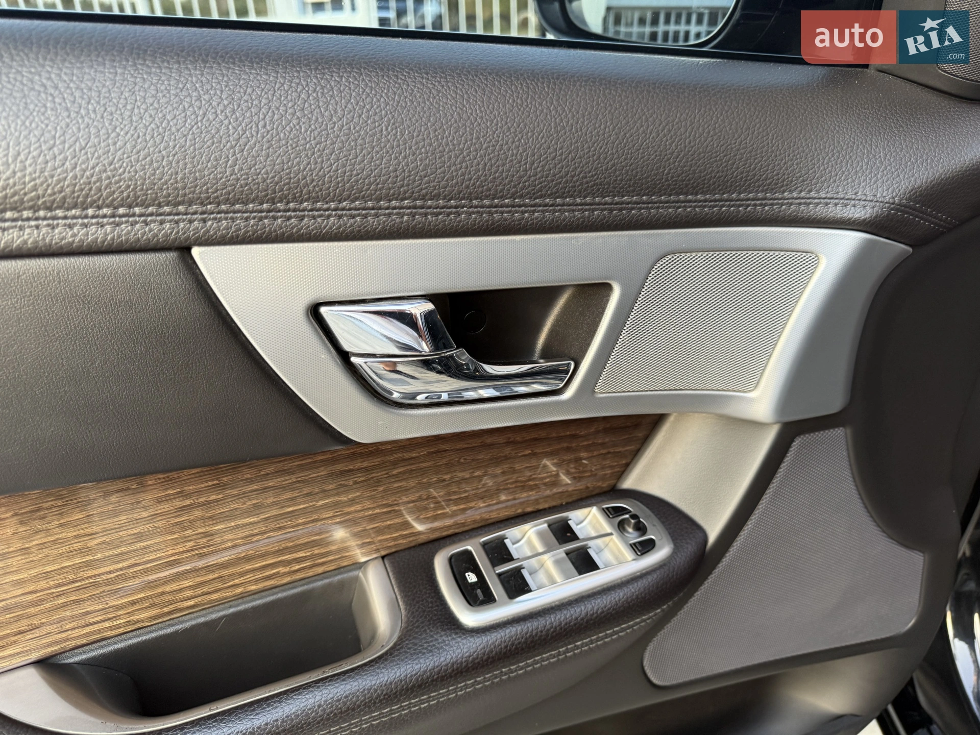 2015 Jaguar XF - мініатюра 11