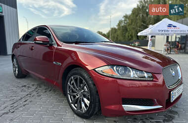 Седан Jaguar XF 2012 в 
