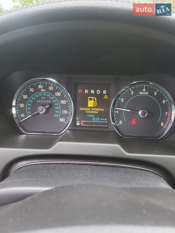 Седан Jaguar XF 2013 в Львове фото 16 Седан Jaguar XF 2013 в Львове