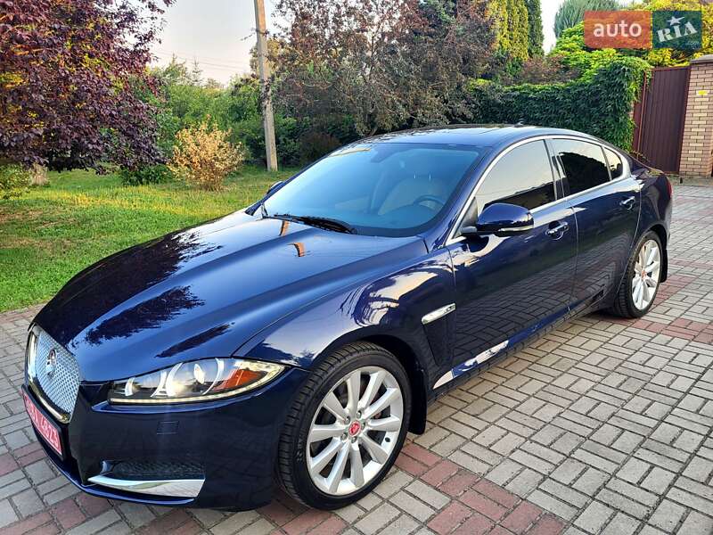 Седан Jaguar XF 2013 в Запорожье