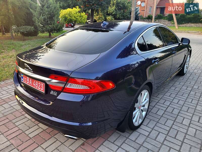 Седан Jaguar XF 2013 в Запорожье