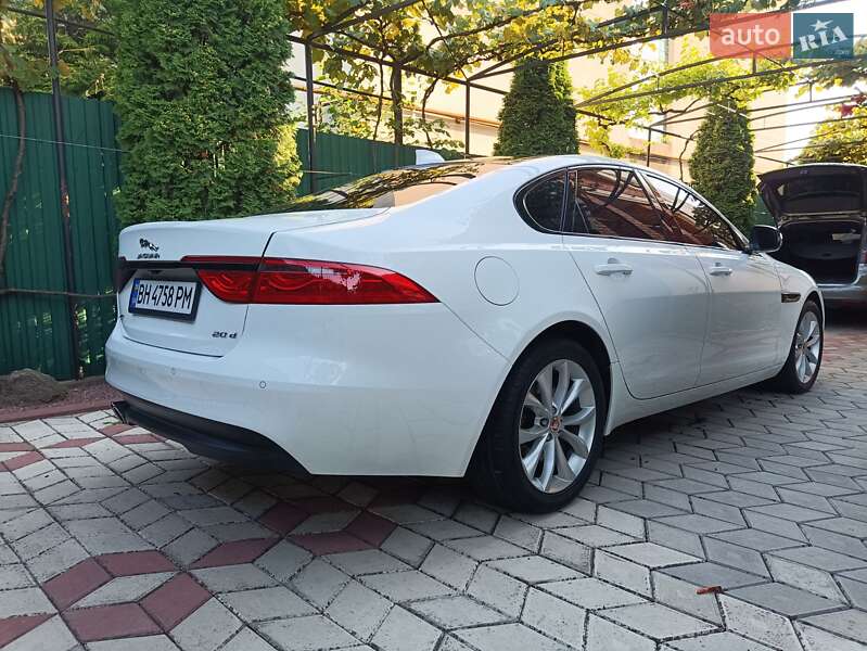 Седан Jaguar XF 2016 в Виноградові фото 12 Седан Jaguar XF 2016 в Виноградові