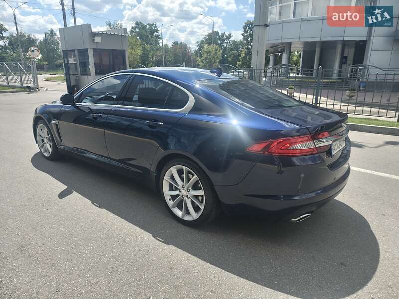 Седан Jaguar XF 2015 в Харькове фото Седан Jaguar XF 2015 в Харькове