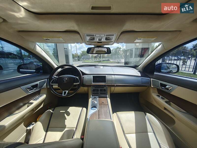 Седан Jaguar XF 2015 в Харькове фото 26 Седан Jaguar XF 2015 в Харькове