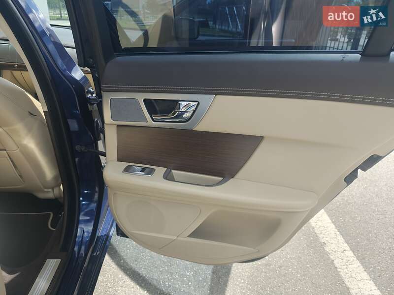 Седан Jaguar XF 2015 в Харькове фото 33 Седан Jaguar XF 2015 в Харькове