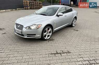 Седан Jaguar XF 2008 в 