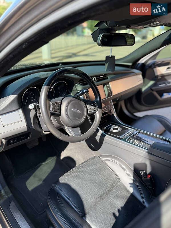 Седан Jaguar XF 2015 в Кривому Розі фото 18 Седан Jaguar XF 2015 в Кривому Розі