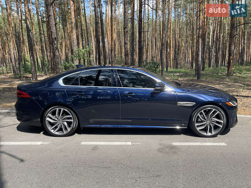 Седан Jaguar XF 2024 в Полтаве